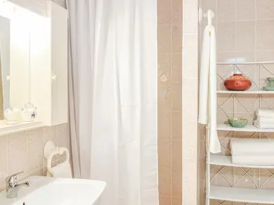 Un baño de Precioso apartamento con jardín en Mojacar playa