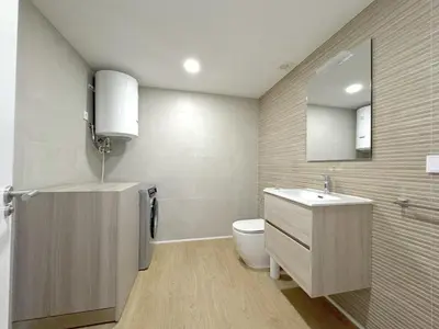 Plano de Amplio Apartamento con Parking y en el Centro