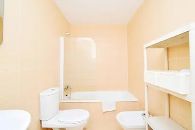 Un baño de Expoholidays - Porto fino 2 dormitorios