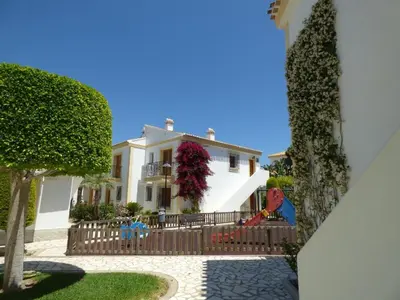 Jardín al aire libre en CASA DE LIVIA Vera Playa-bajo
