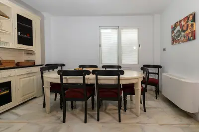 Una cocina o zona de cocina en Villa Super Lujo Mojacar -7 hab - piscina - vistas al mar