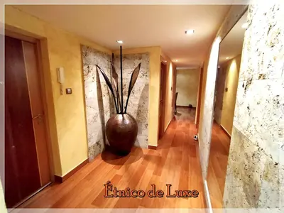 Plano de ETNICO DE LUXE wifi y aparcamiento gratis