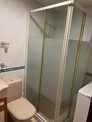 Un baño de Luxury apartment a 50m del mar