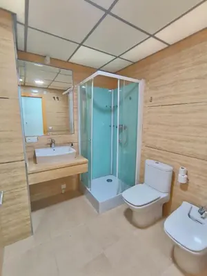Un baño de APARTAMENTOS TURISTICOS 3ºD CARLOS III - Cerca de la playa