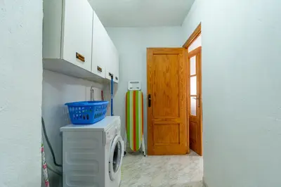 Una cocina o zona de cocina en Centro de Águilas con 4 habitaciones AC y Wifi - By Aloha Palma