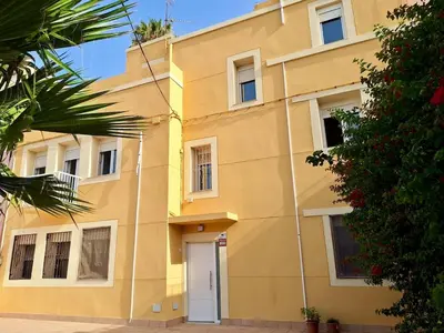 Edificio en el que se encuentra el apartamento