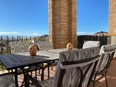 Un balcón o terraza de 2 Bedroom - Veranda Agua Vera Playa - Sleeps 4 - R858