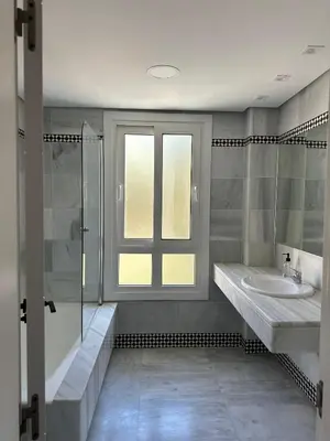 Un baño de Sol Puerto Apartamento en Almerimar