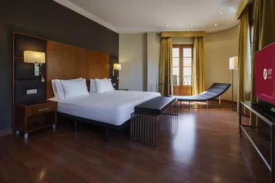 Cama o camas de una habitación en Exe Almería Centro