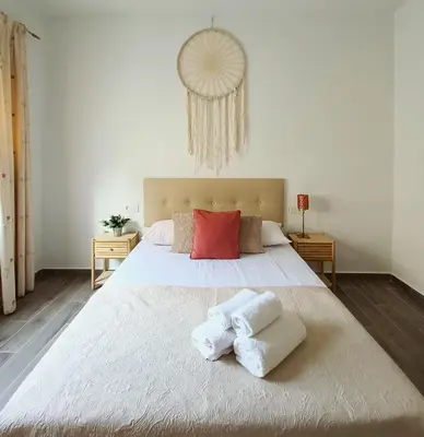 Cama o camas de una habitación en Arco suites, 2 Hab, a 150 metros de la playa y gran terraza