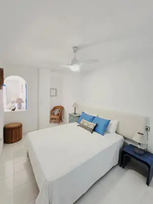Cama o camas de una habitación en La Atalaya, Terraza con vistas al mediterráneo