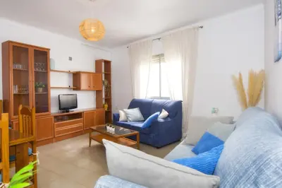 Una televisión o centro de entretenimiento en Los Barquicos