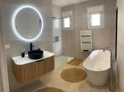 Un baño de El Olivo Private Swimming Pool