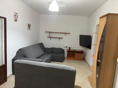 Una televisión o centro de entretenimiento en Casona Los Sidoros Ciudad de Berja
