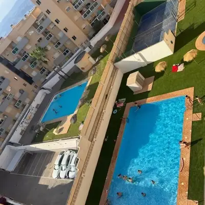 piso avda sabinal con piscina