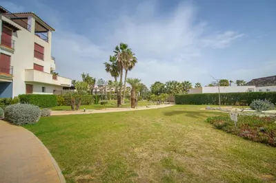 Jardín al aire libre en Mediterranea 11 Vera Playa Jardines tus momentos frente al mar
