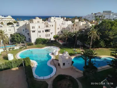 Piscina en o cerca de apartamento albaida