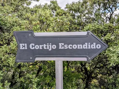 Certificado, premio, señal o documento que está expuesto en Casa rural para 4 personas, 2 dormitorios y terraza sombreada - El Cortijo Escondido, La Uva