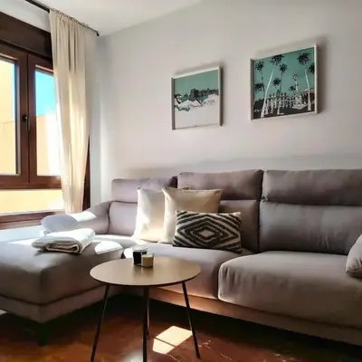 Paseo de Almería Suites en pleno centro de Almería