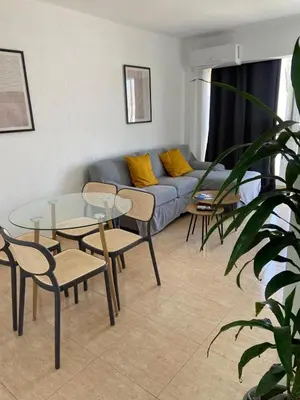 Zona de estar de Apartamento a 2 min de la playa - 3 dormitorios - WIFI - Totalmente equipado