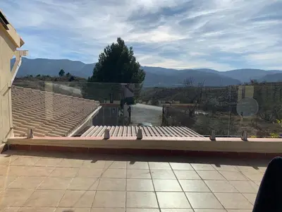 Vista general de una montaña o vista desde la villa