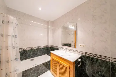 Un baño de Marjovi