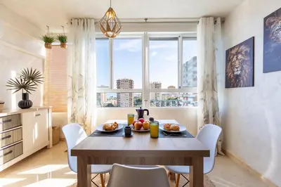 Comida en o cerca de este apartamento