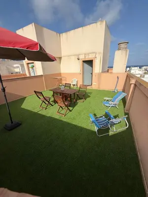 Plano de Piso acogedor con vistas al mar