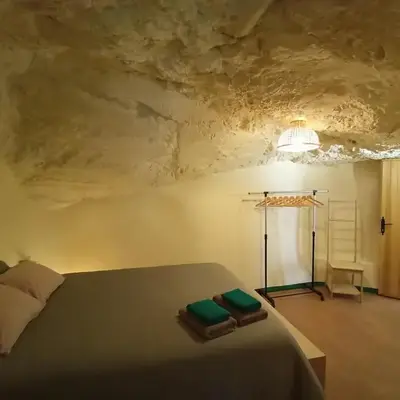 Bellísima cueva acogedora 