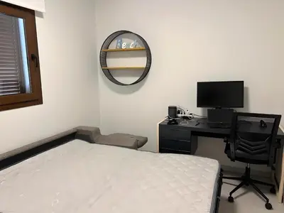 Una televisión o centro de entretenimiento en Apartamento de 3 habitaciones en San Juan, cerca de la playa, para 6 personas - ES-376-13