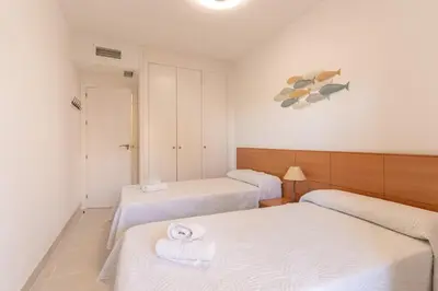 Cama o camas de una habitación en Relax, Terrace & Pool - 5 Min Walk to the Beach