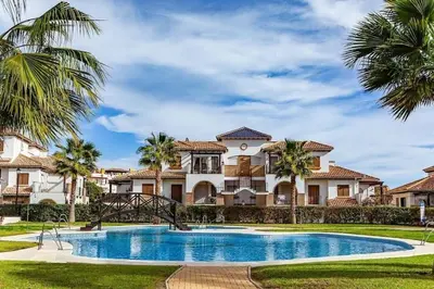 Piscina en o cerca de Beautiful ground floor with private garden and spa