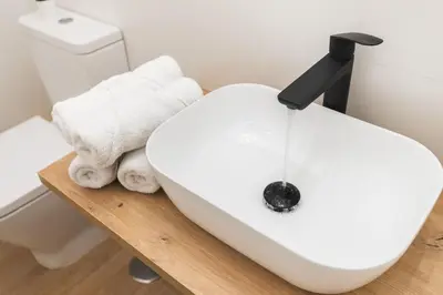 Un baño de El Cable Apartament- A estrenar, apartamento céntrico y cerca de la playa