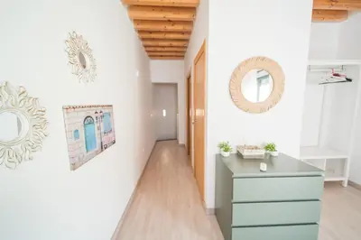 Plano de Apartamentos San Francisco con Terraza privada by Expoholidays