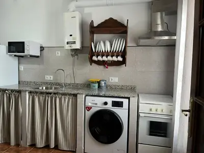 Una cocina o zona de cocina en Apartamento rural Zújar