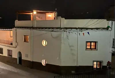 Edificio en el que se encuentra la casa o chalet