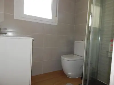 Un baño de Ciudad y Mar - Piso luminoso y céntrico