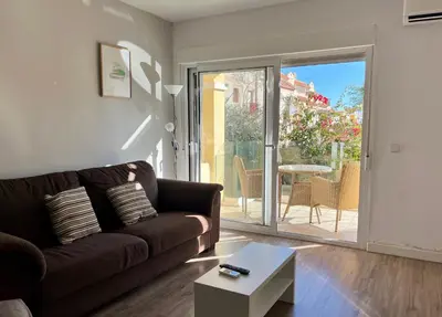 Zona de estar de Spacious Modern Family House with sea view - Aguadulce Almeria