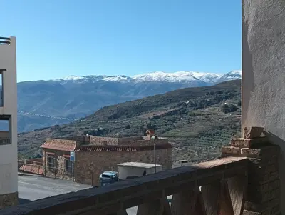 Vista general de una montaña o vista desde el apartamento