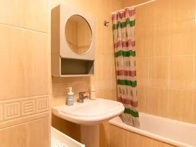 Un baño de Vacation Apartment in Roquetas de Mar