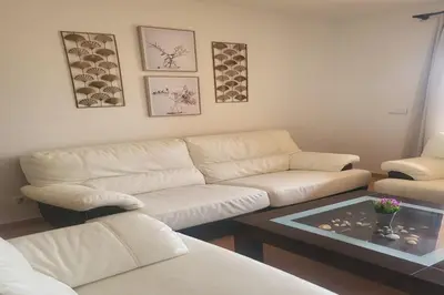 Zona de estar de Charming apartment with garden in Almeria