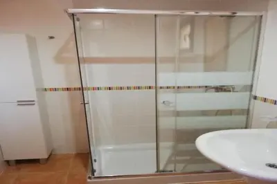 Un baño de Charming apartment with garden in Almeria