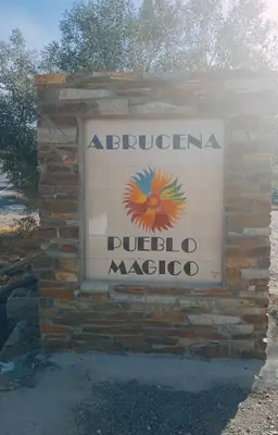 Certificado, premio, señal o documento que está expuesto en Casa del Agua - Escapada rural con chimenea y vistas a Sierra Nevada