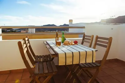 Un balcón o terraza de HORIA -Sundrenched apartment with terrace in Cabo de Gata