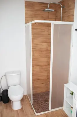 Un baño de La bodega de la Yaya