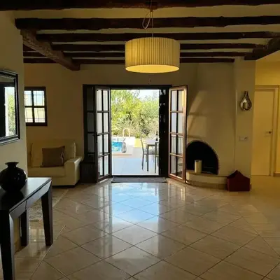 4BR Luxe Villa Pool & Golf Views
