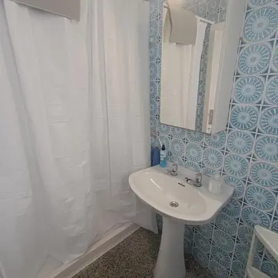 Un baño de Mirando al mar 2
