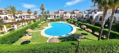 Piscina en o cerca de Al Andalus Residencial Piso VIC , con WIFI , primera planta