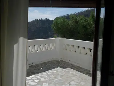 Un balcón o terraza de Holiday Home Berg- und Strandurlaub südlich von Granada by Interhome