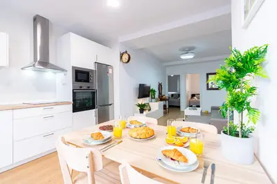 Una cocina o zona de cocina en Remanso de Paz - Patio Privado , Reformado - By Aloha Palma